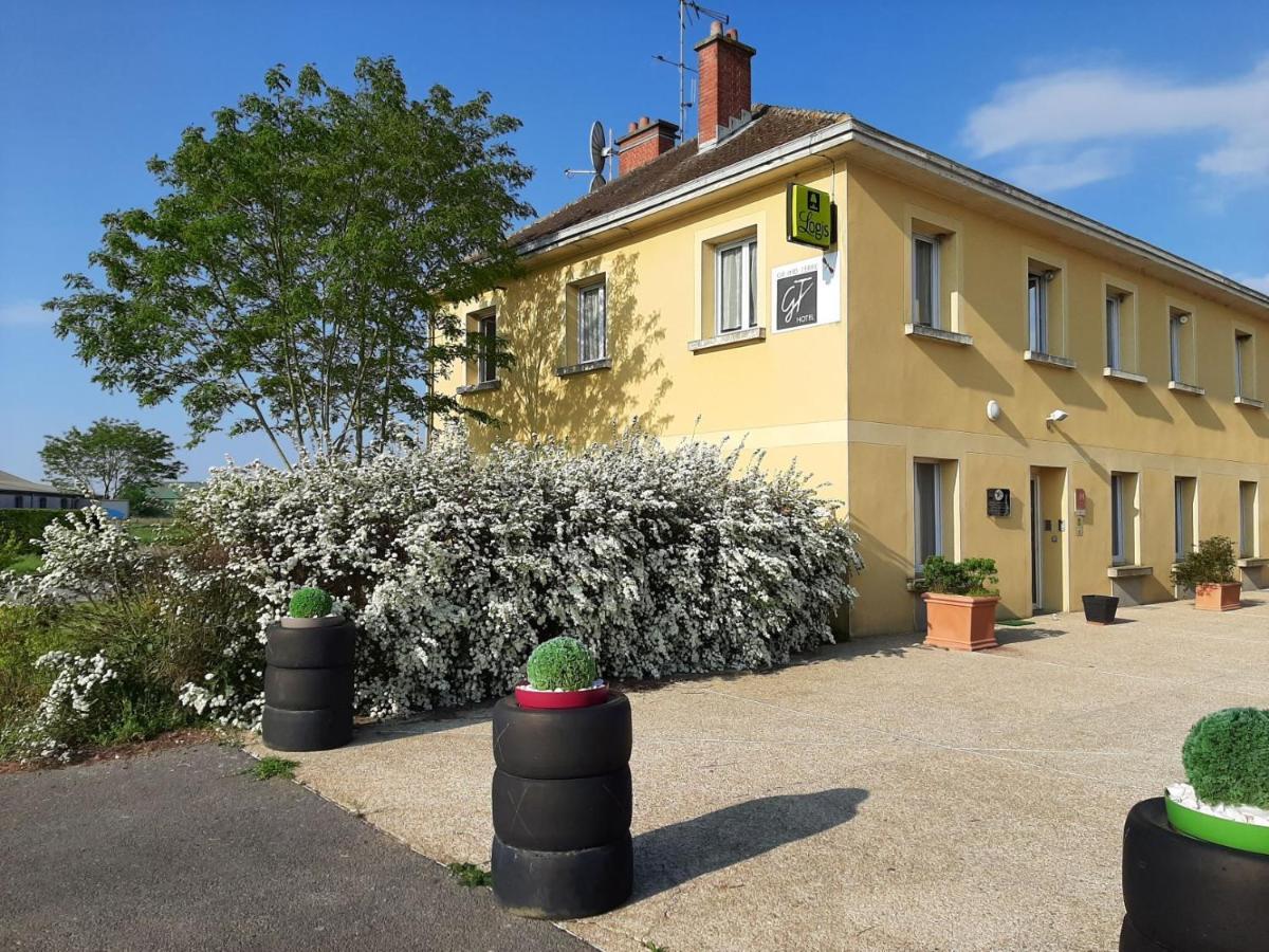 Logis - Hotel & Restaurant Le Grand Terre Chartronges Exterior photo